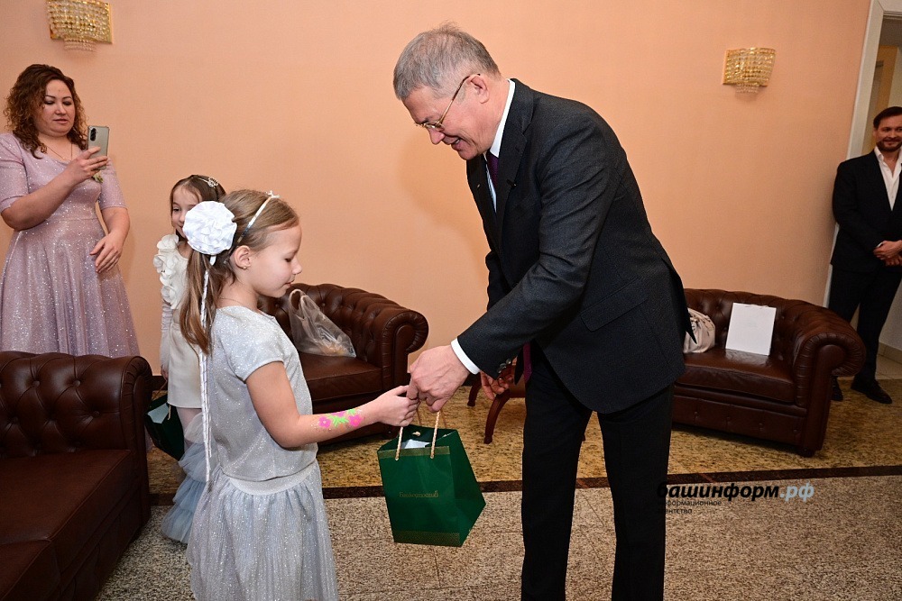 Олег Яровиков, Азат Мухамедьянов  ИА "Башинформ", пресс - служба Главы РБ