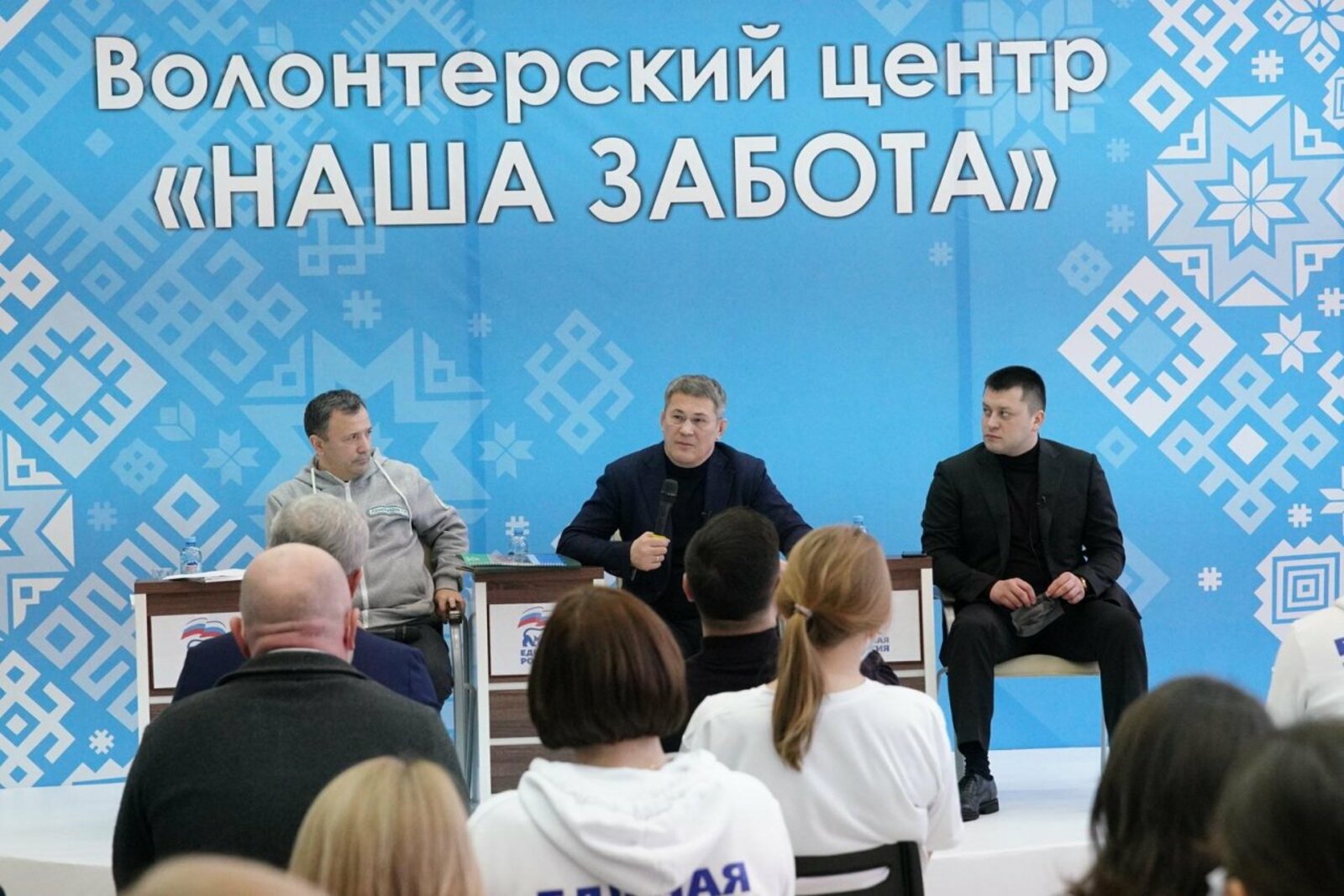 Олег Яровиков