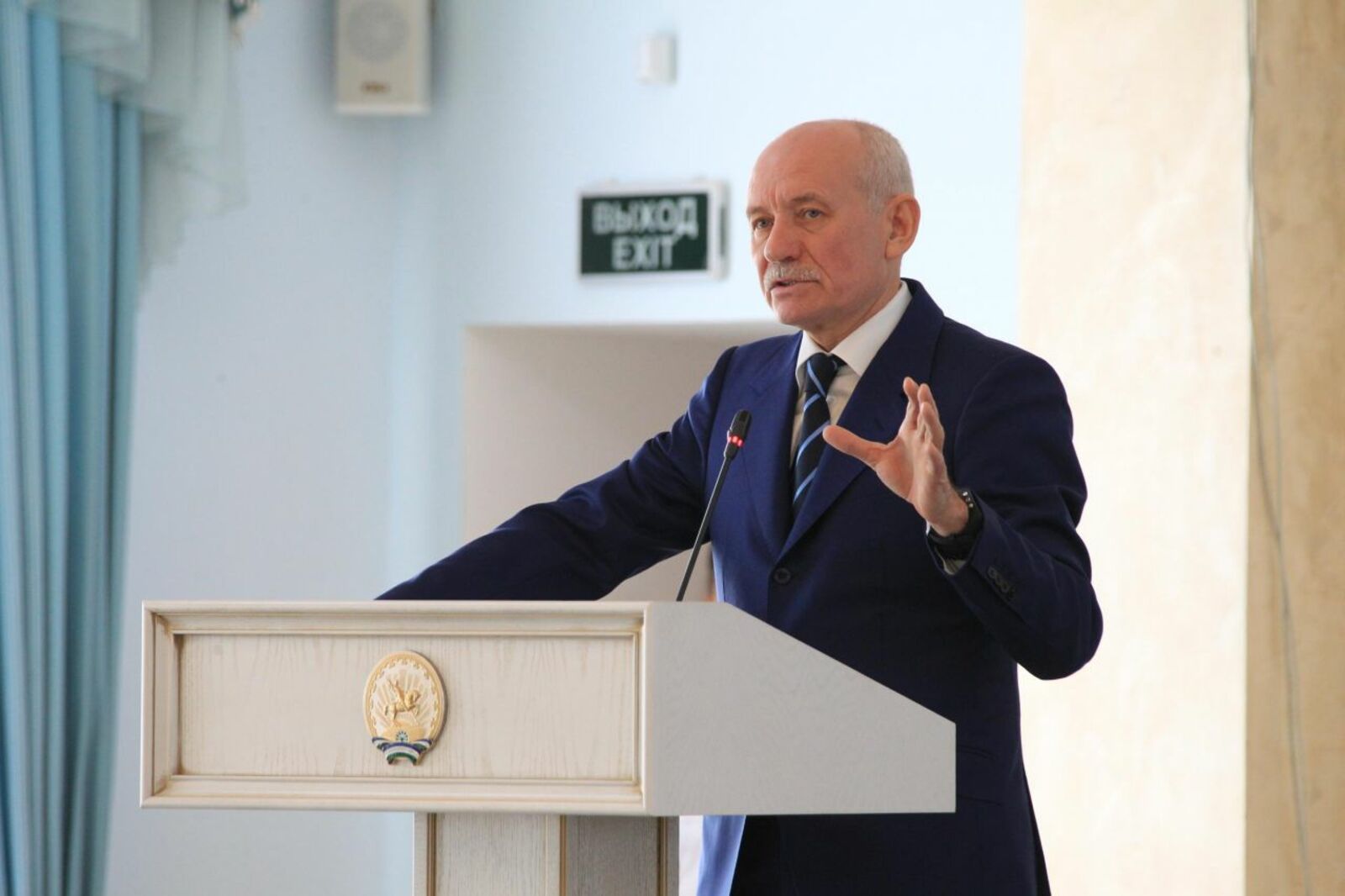 Олег Яровиков