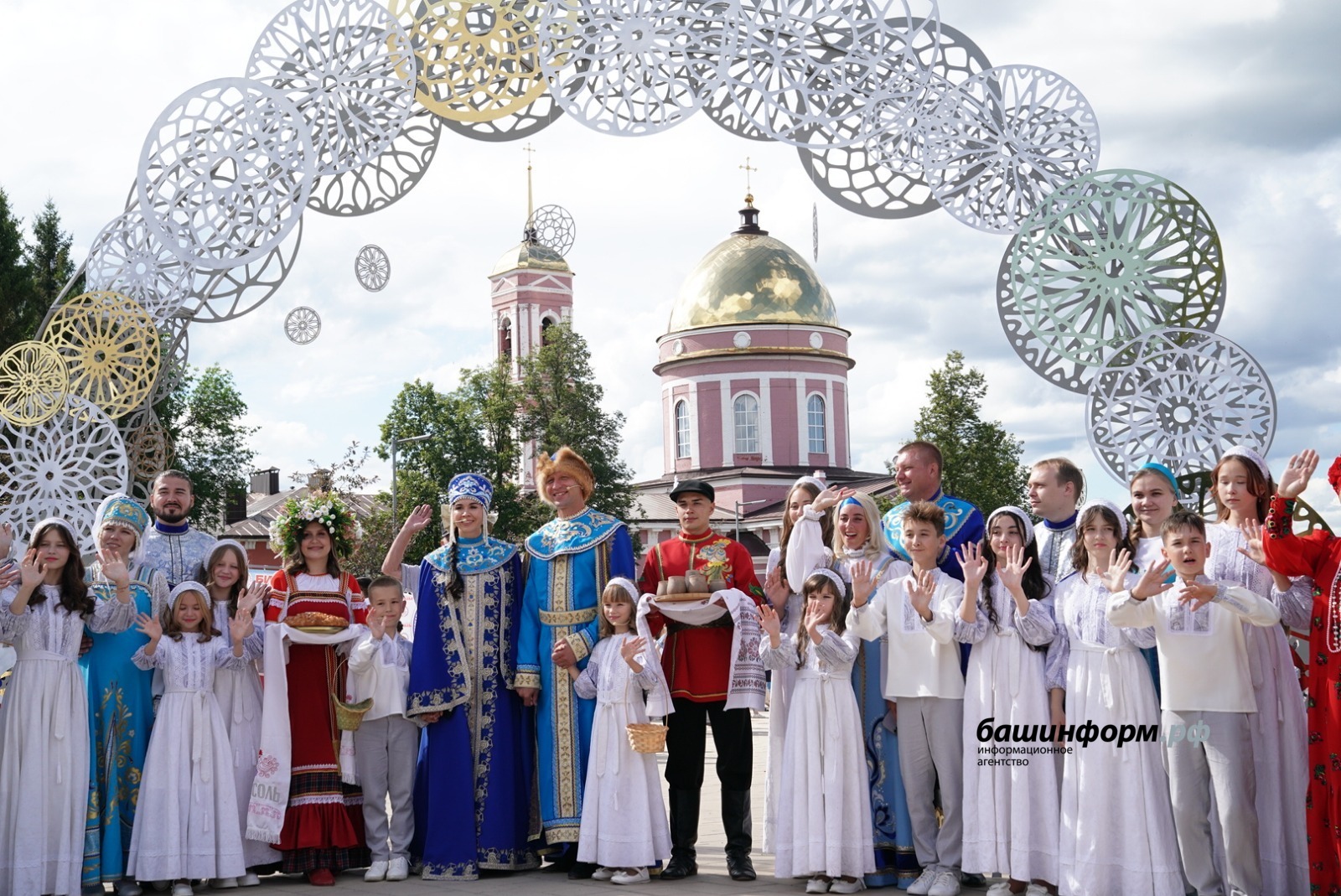 Олег Яровиков