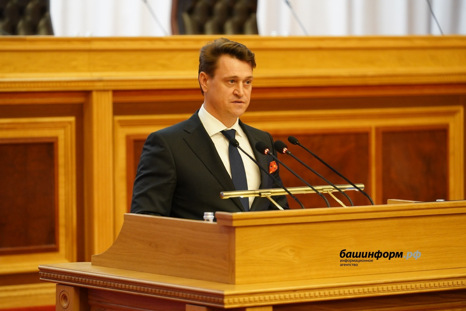 Олег Яровиков