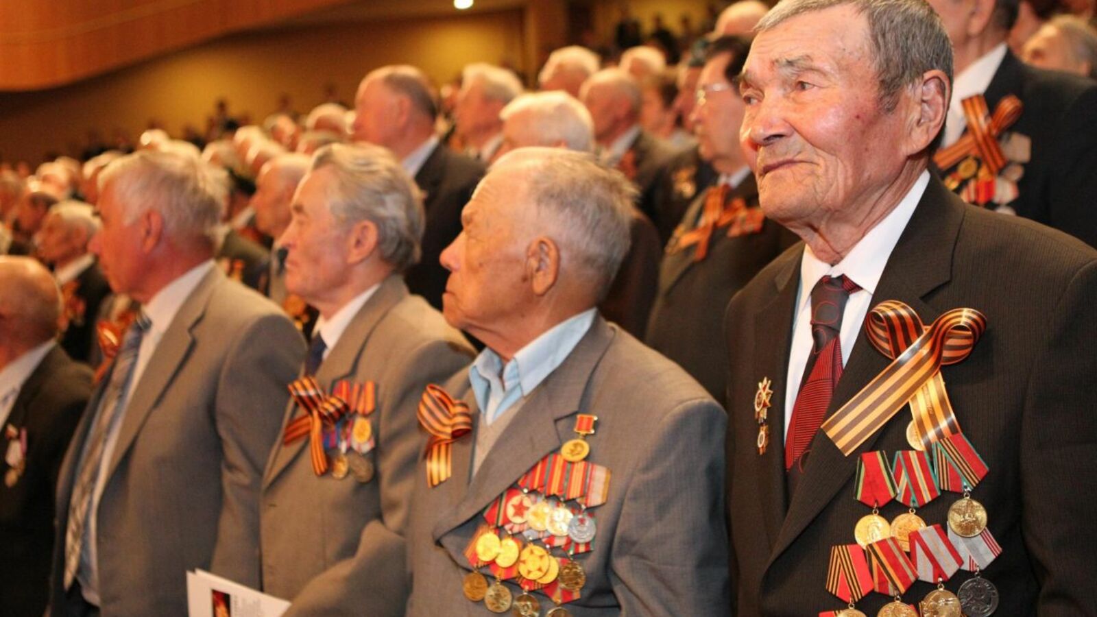 Олег Яровиков