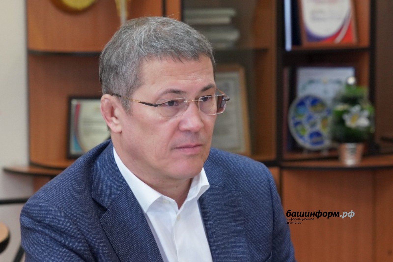 Олег Яровиков