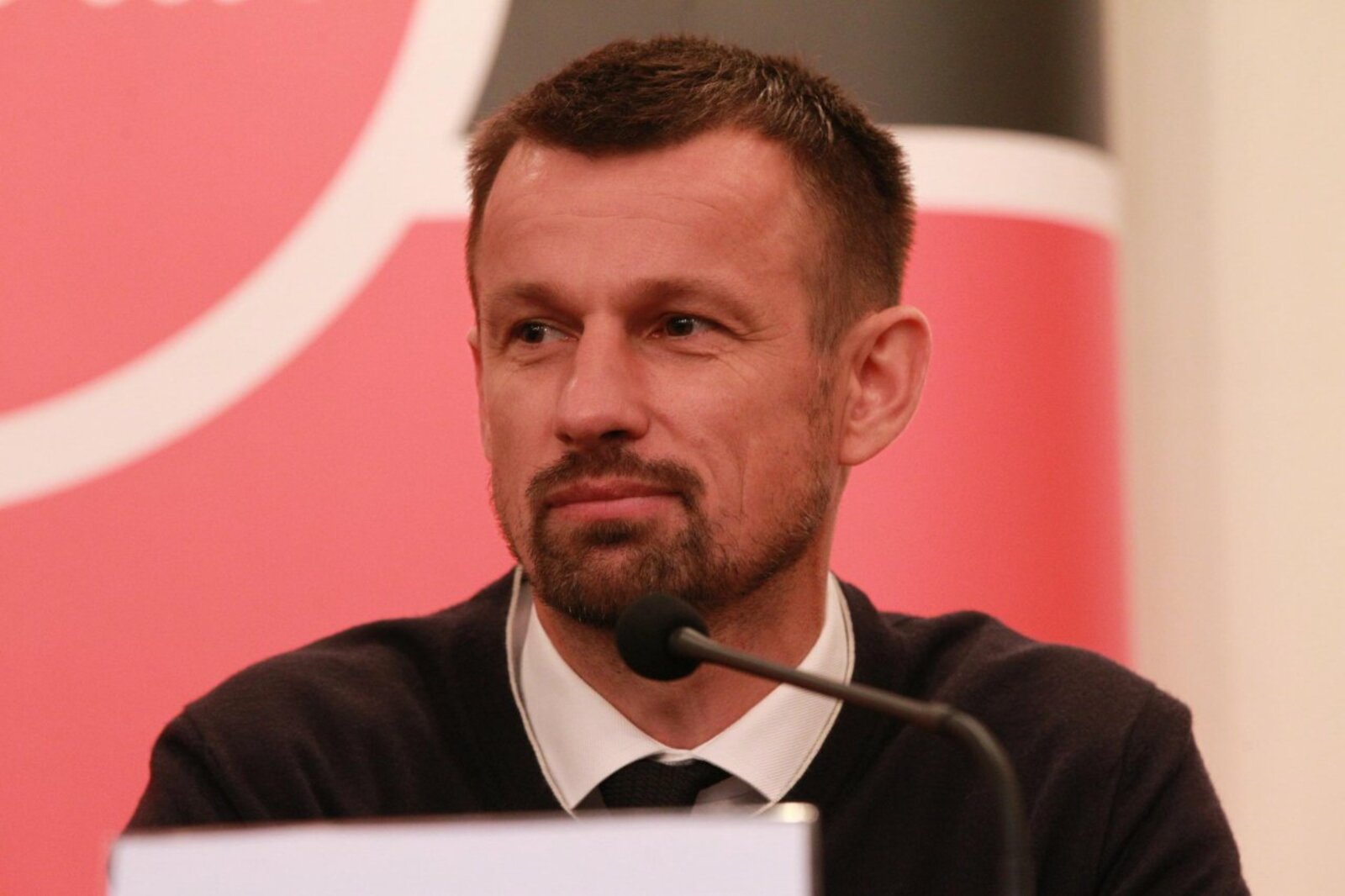Олег Яровиков