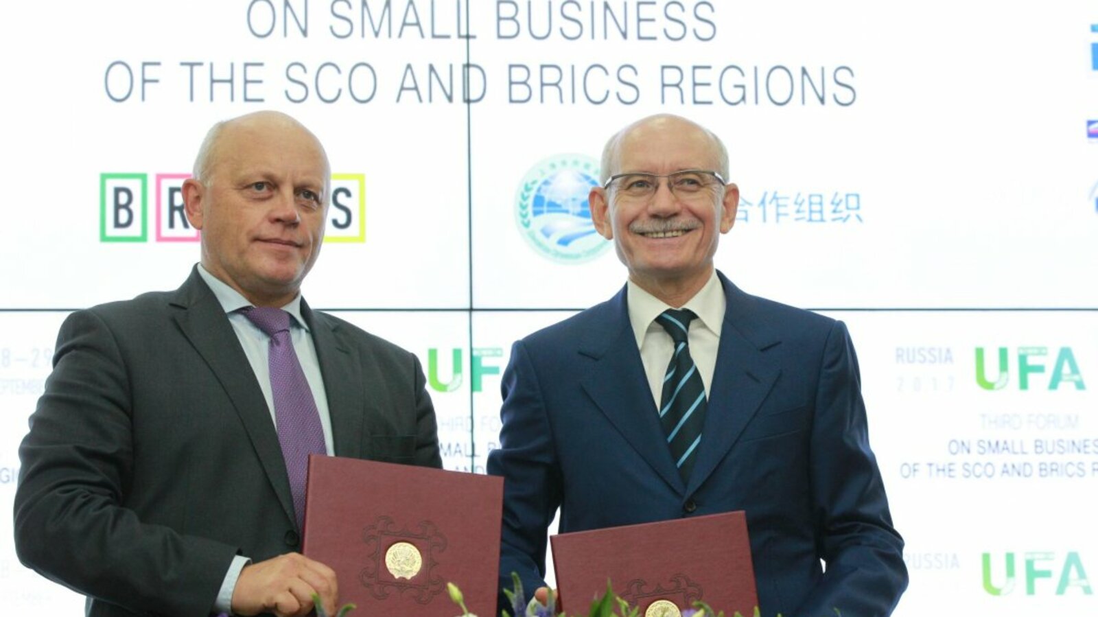 Олег Яровиков