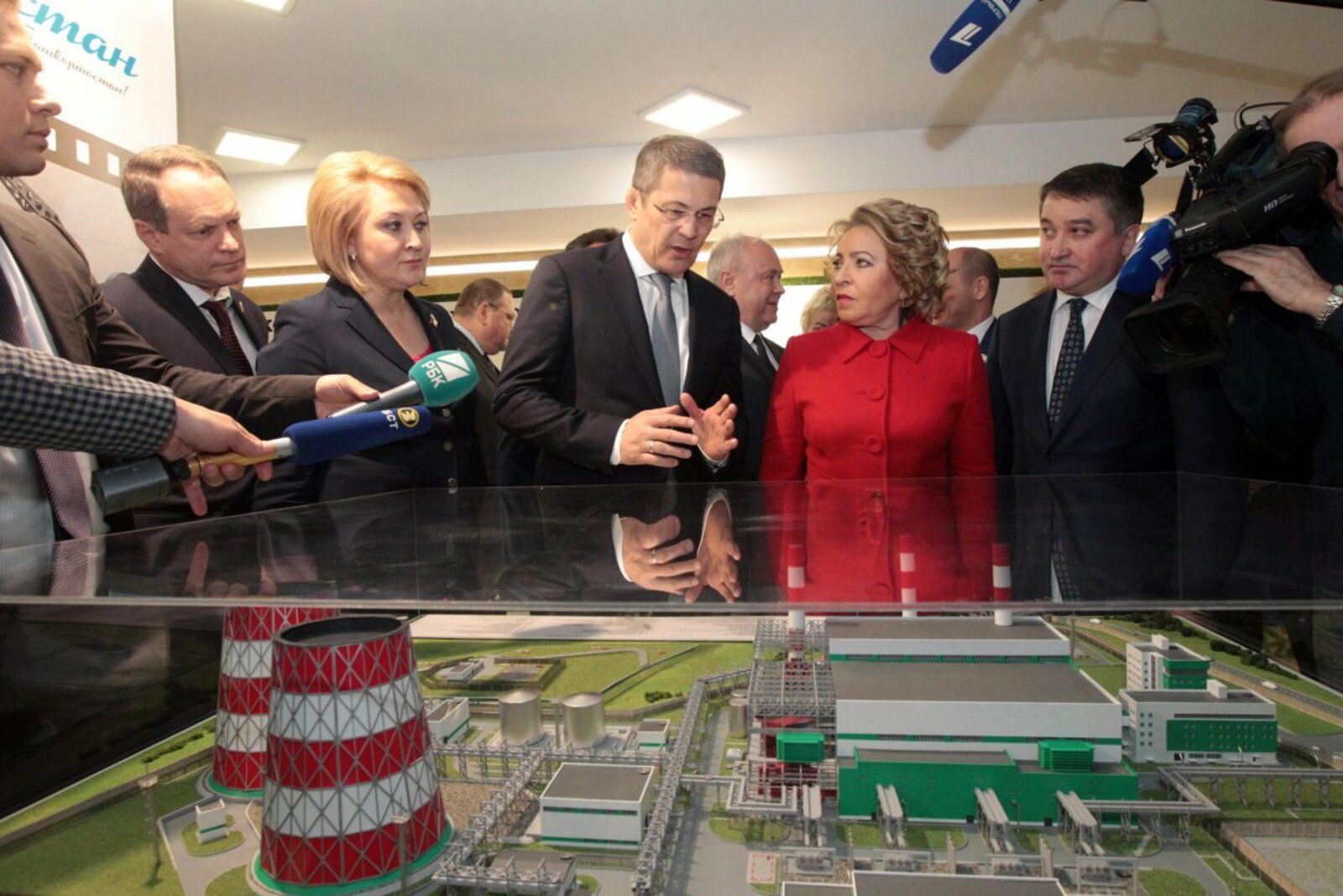 Олег Яровиков