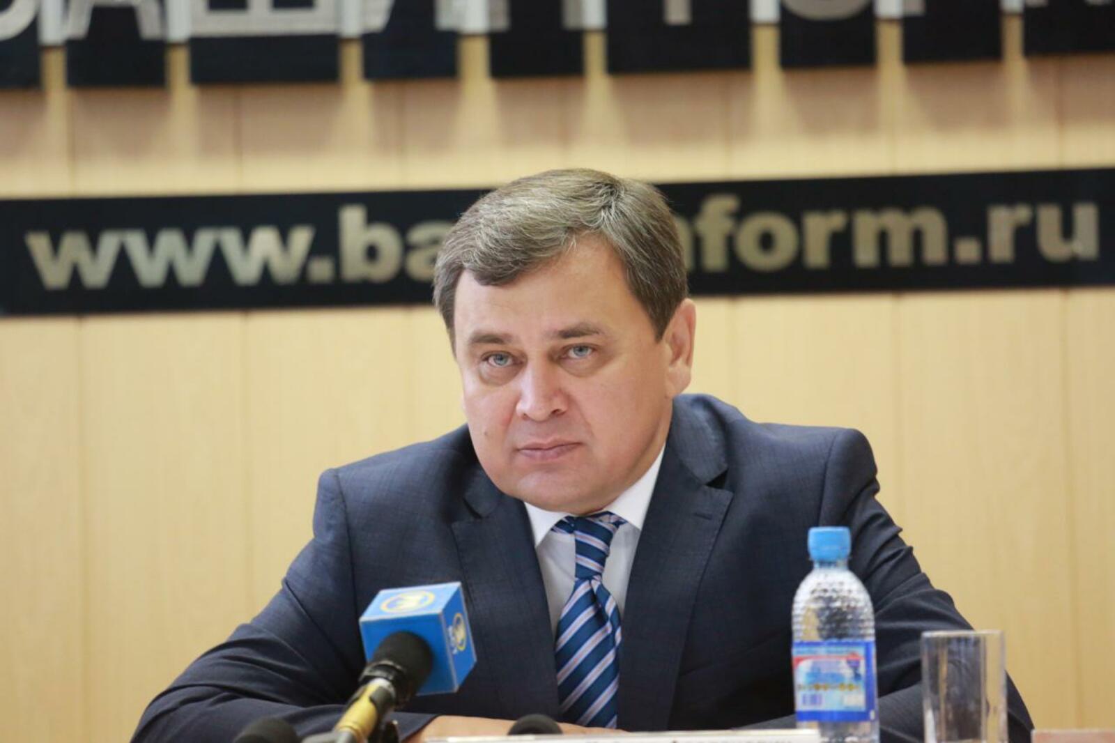 Олег Яровиков