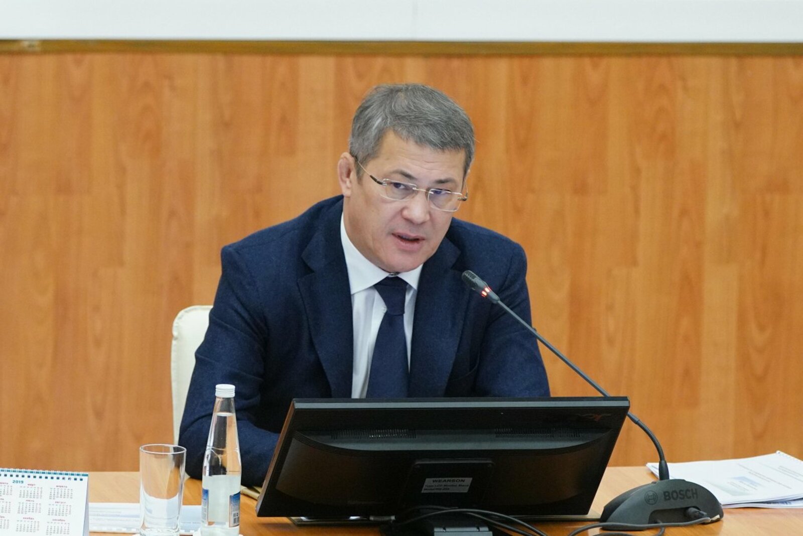 Олег Яровиков