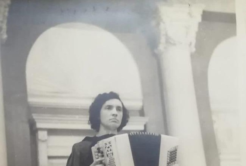 из личного архива  Мама артиста Нина Павловна Овчинникова