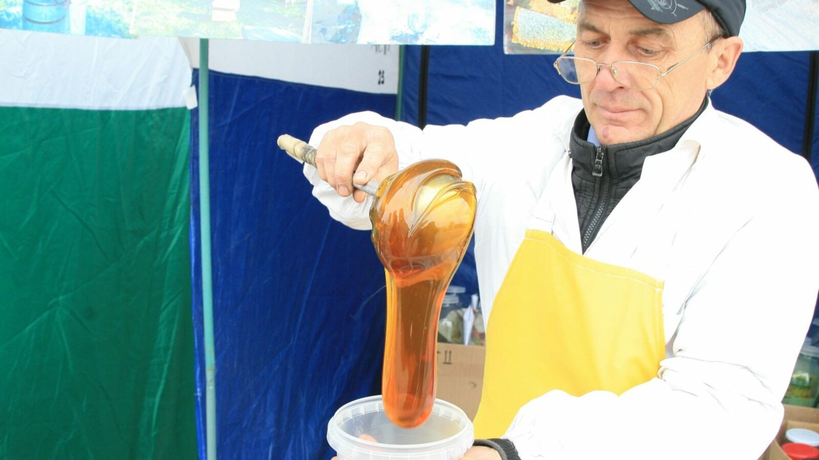 Олег Яровиков