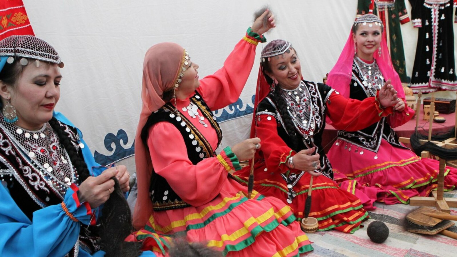 Олег Яровиков