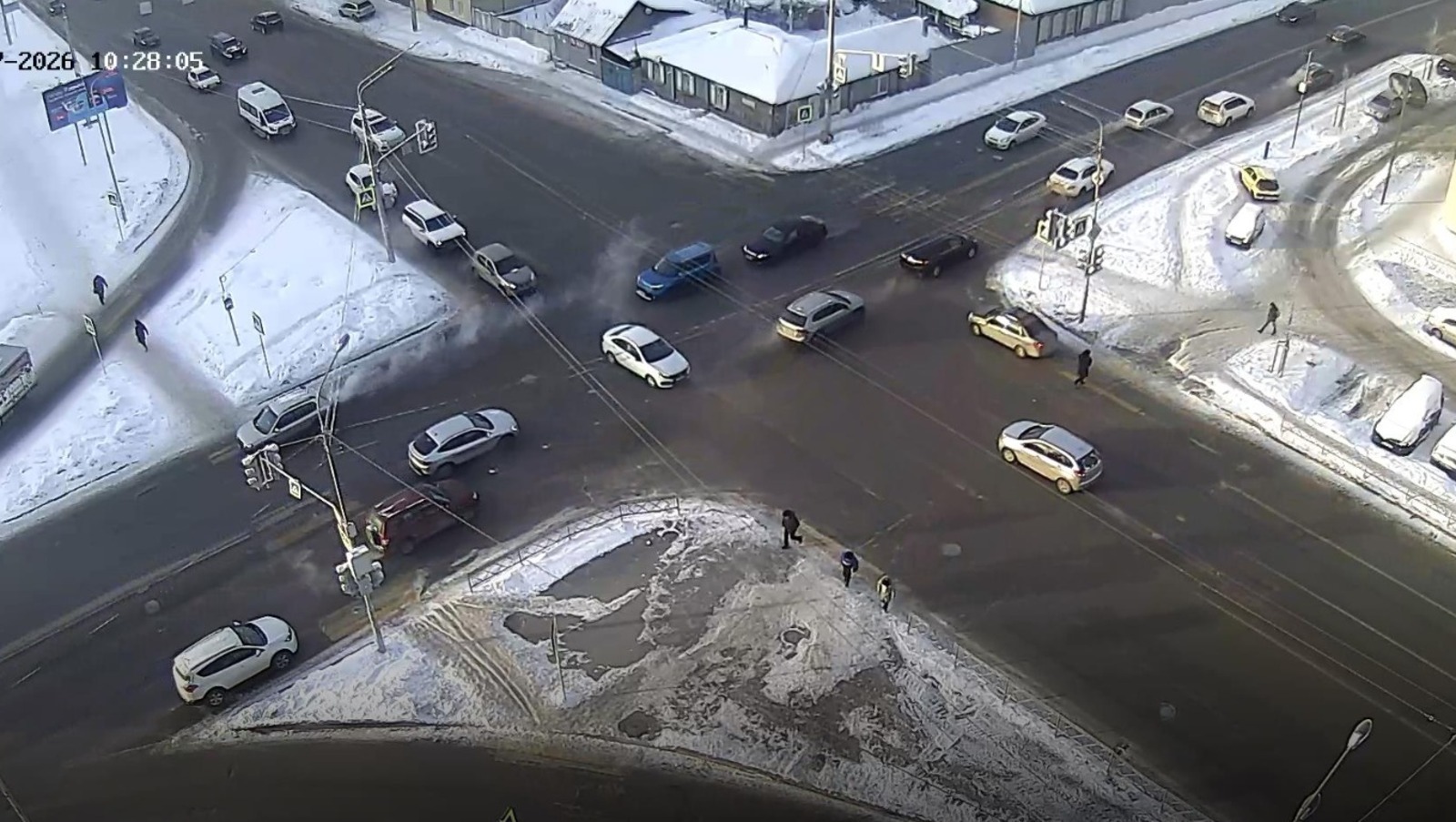 Traffic lights froze at dangerous intersection in Ufa