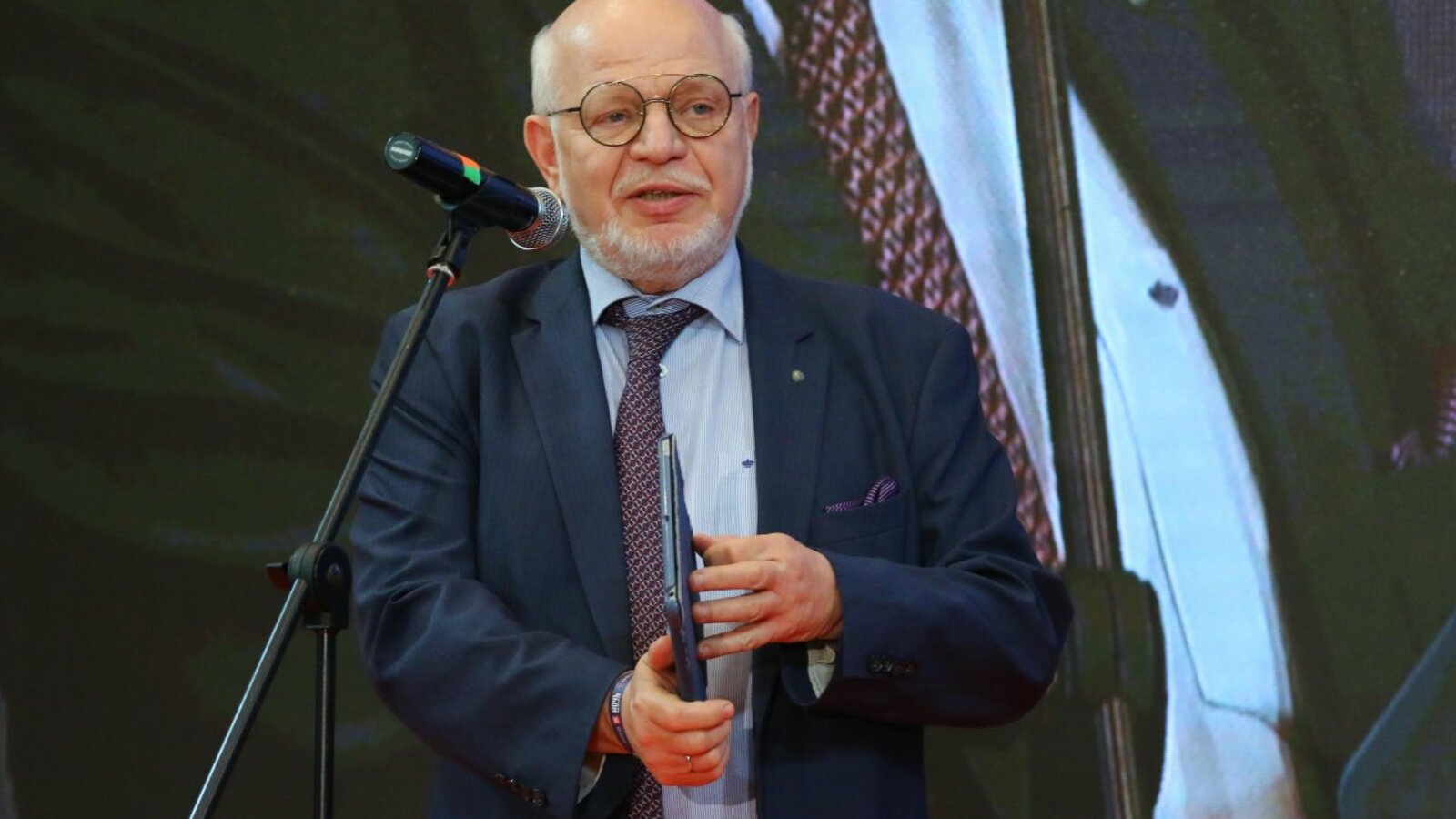 Валерий Шахов