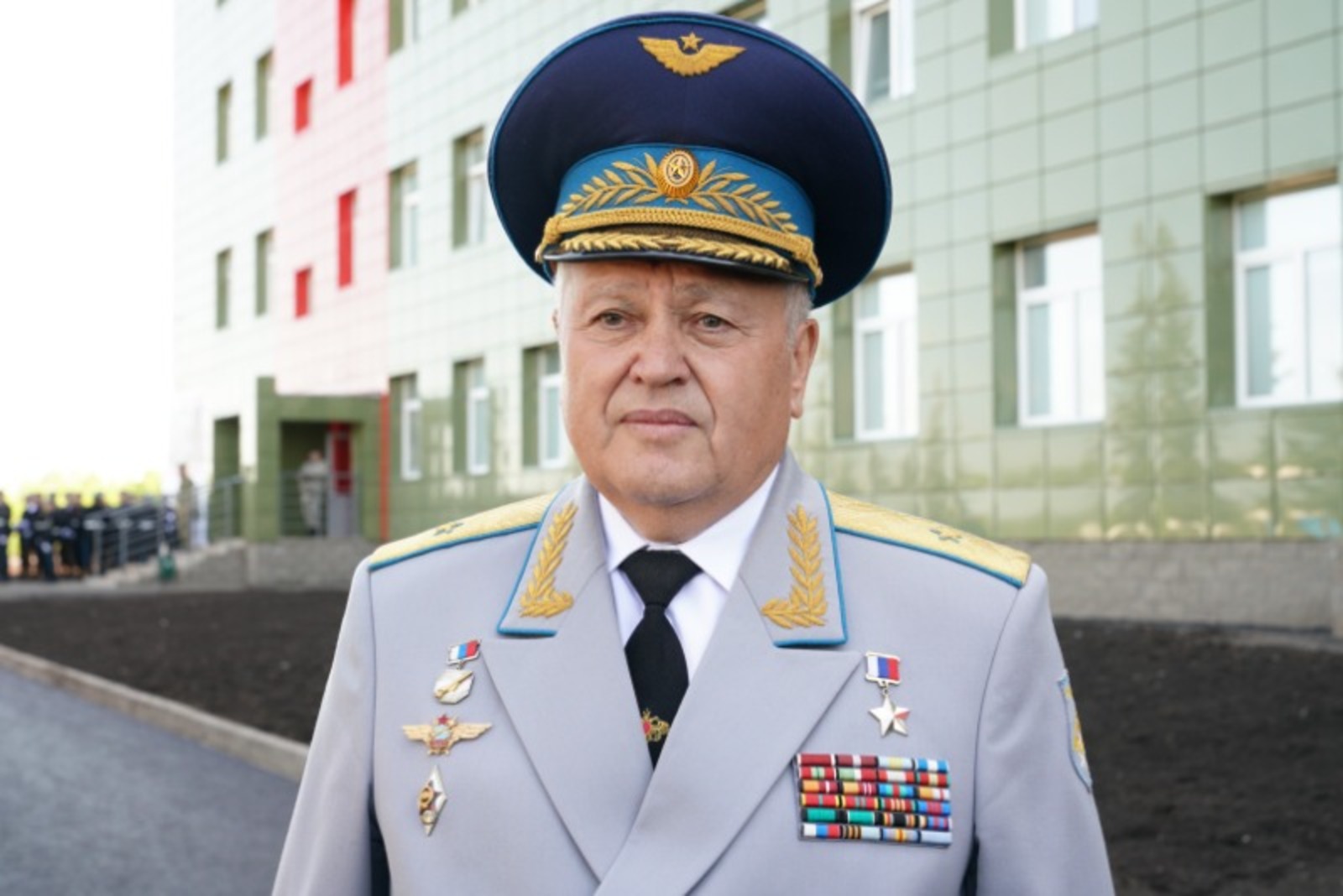 Олег Яровиков