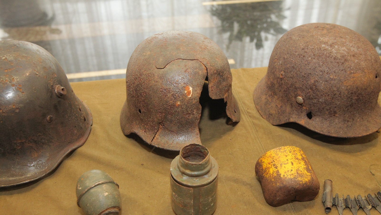 Олег Яровиков