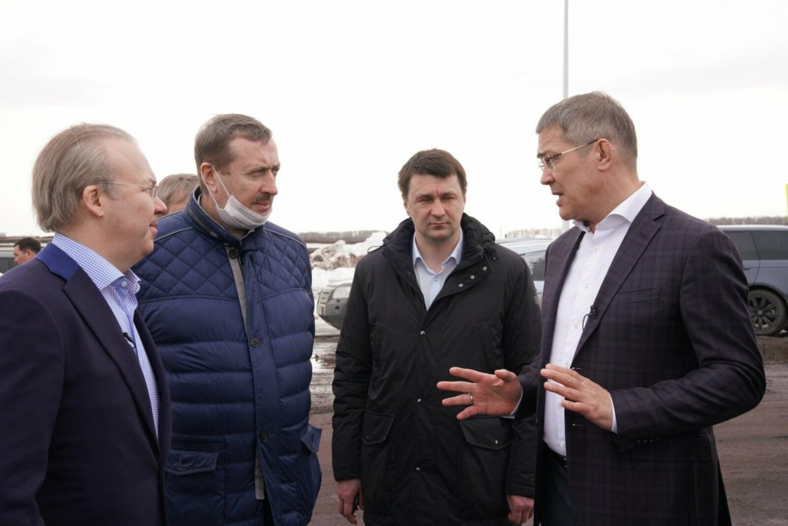 Олег Яровиков