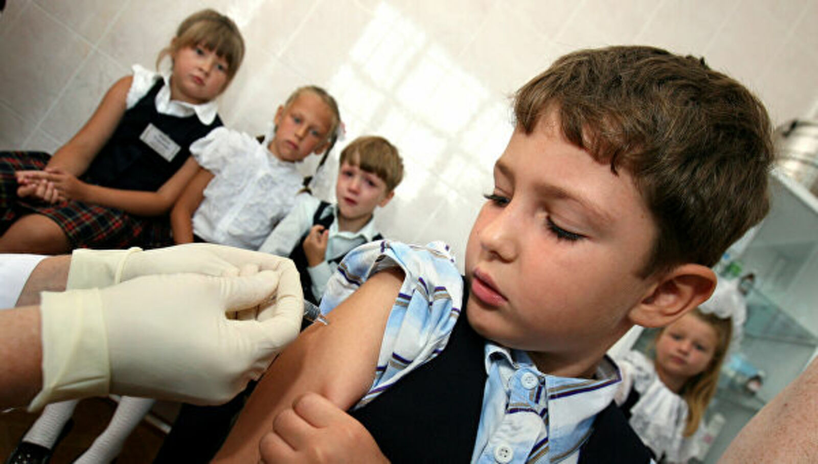 В Башкирии будут вакцинировать школьников