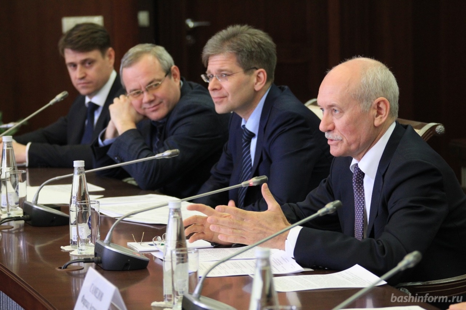 Олег Яровиков