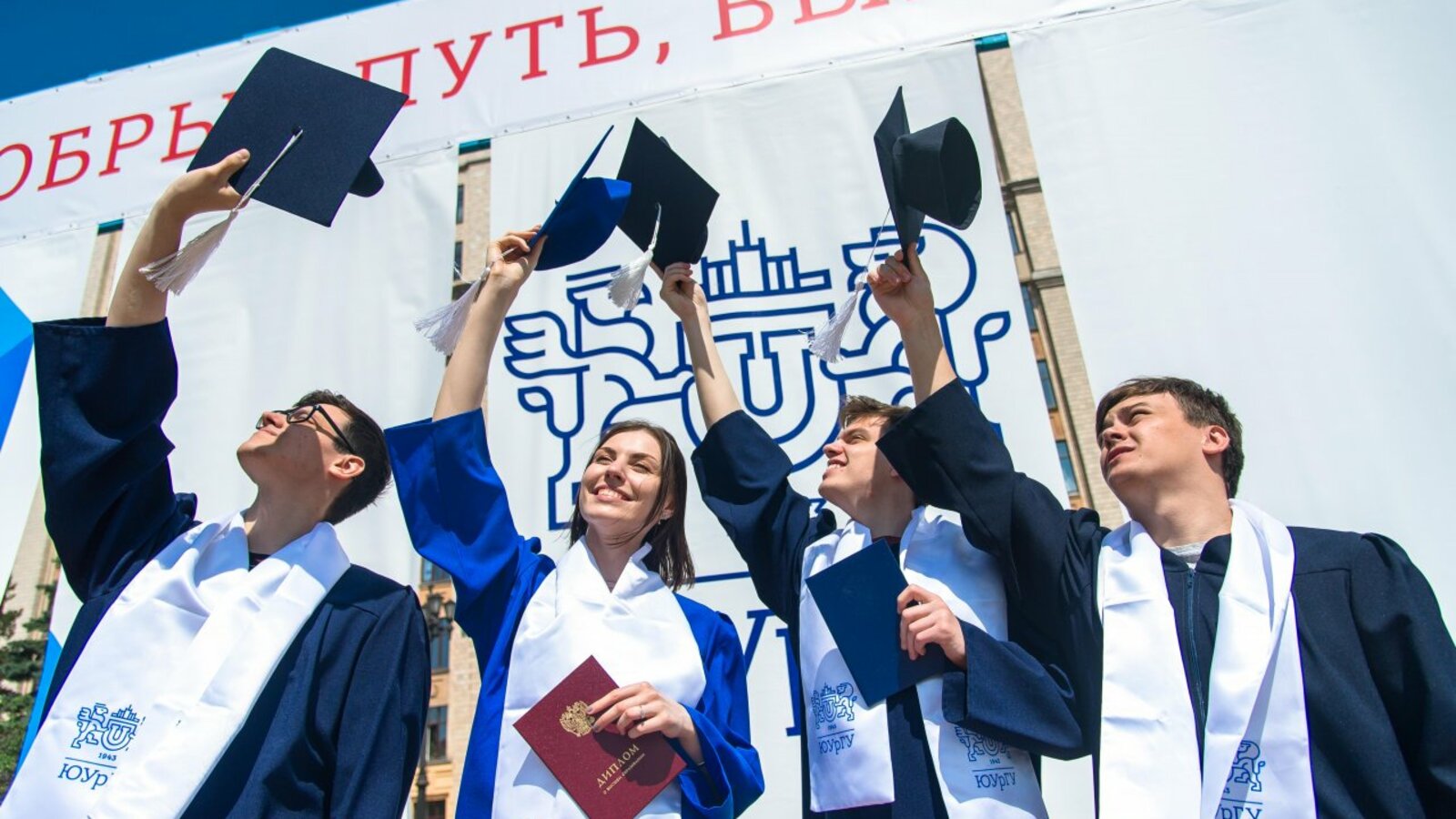 Олег Игошин