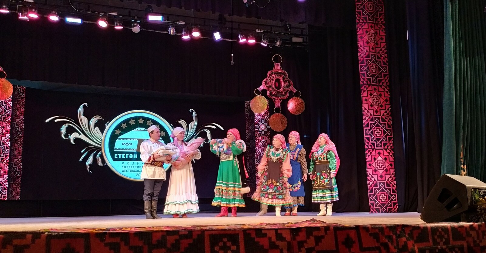 Фольклорные коллективы Дуванского района стали номинантами фестиваля «Етегән йондоҙ»