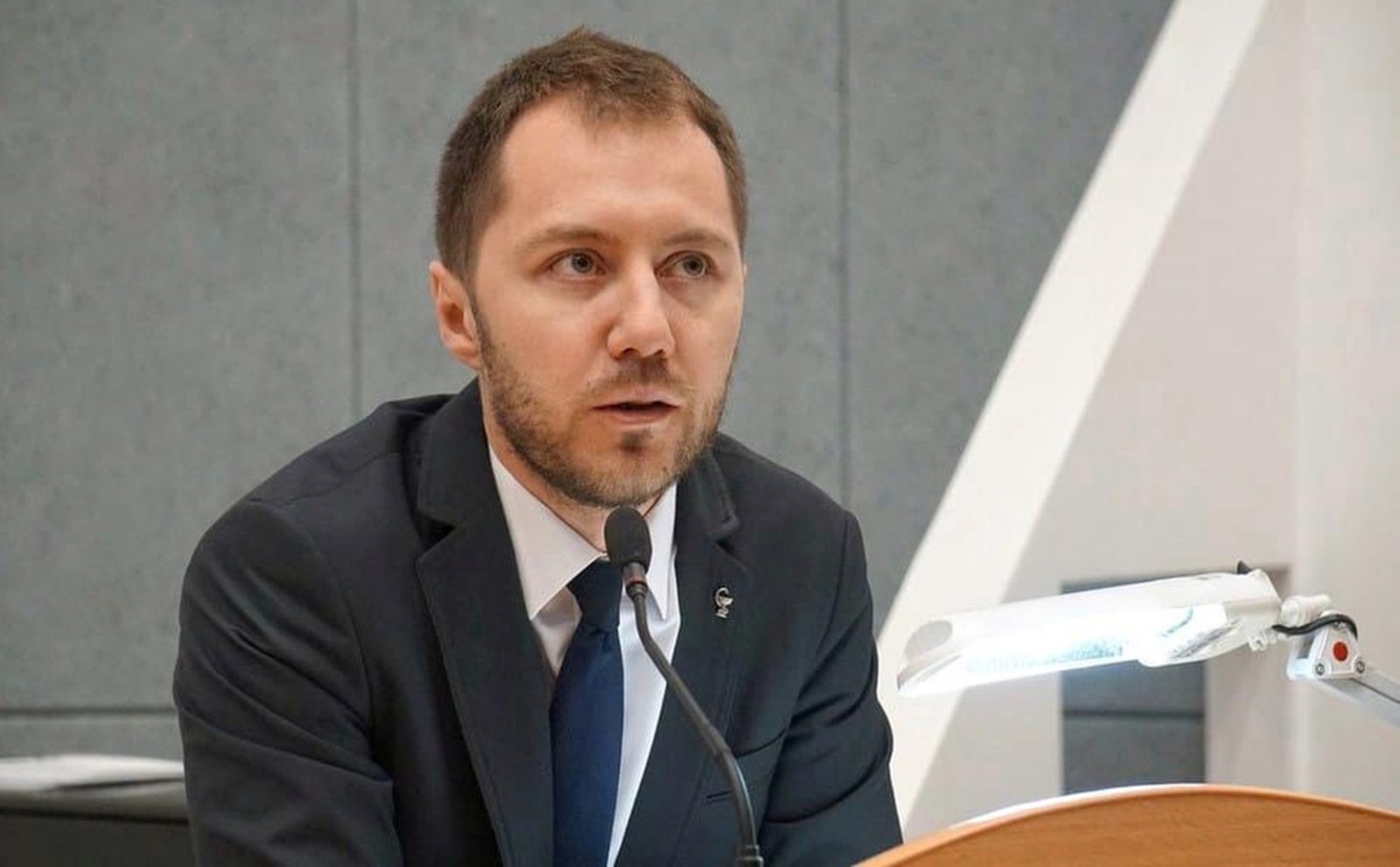 Радий Хабиров отчитал министра здравоохранения из-за участившихся жалоб людей