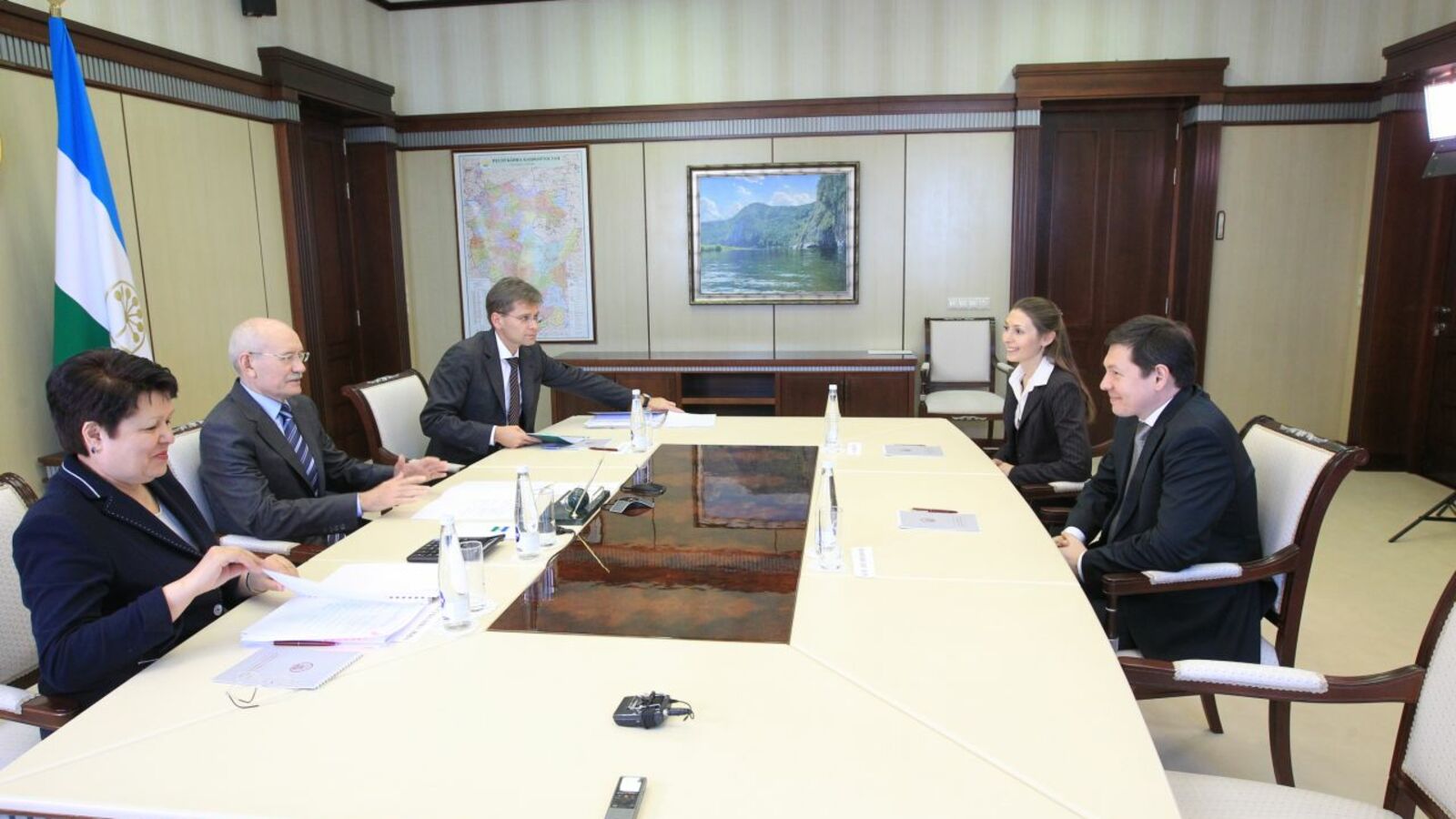 Олег Яровиков