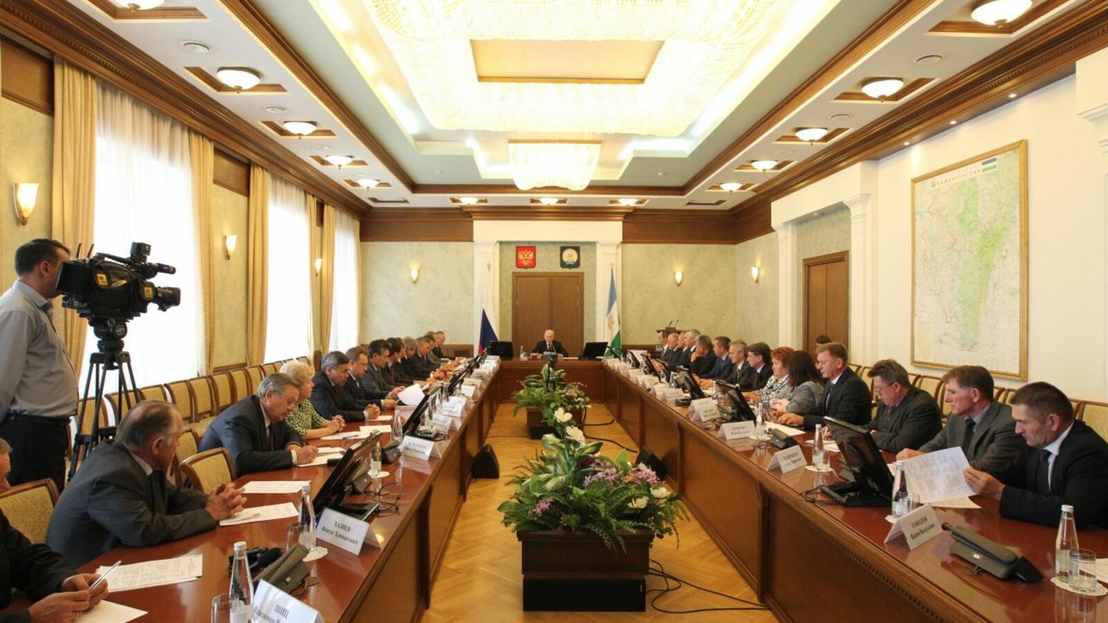 Олег Яровиков