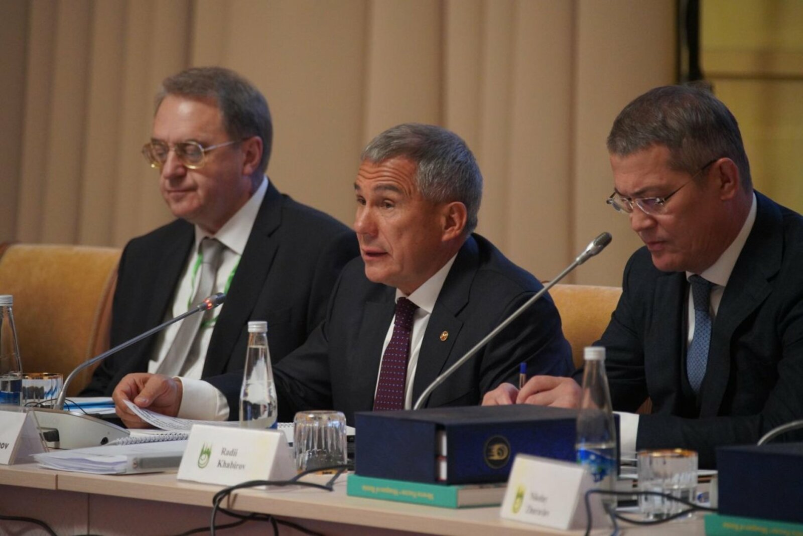 Олег Яровиков