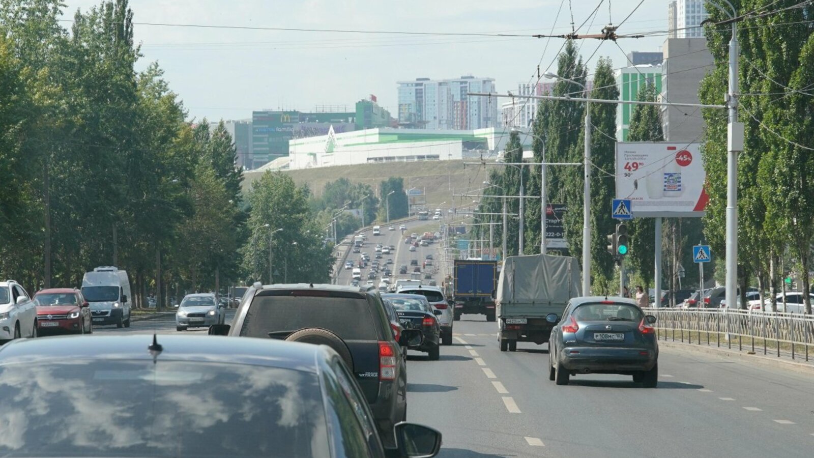 Олег Яровиков