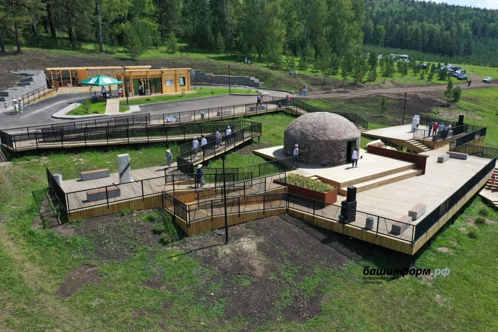 Азат Мөхәмәтйәнов, Илшат Ҡаҙаҡҡолов