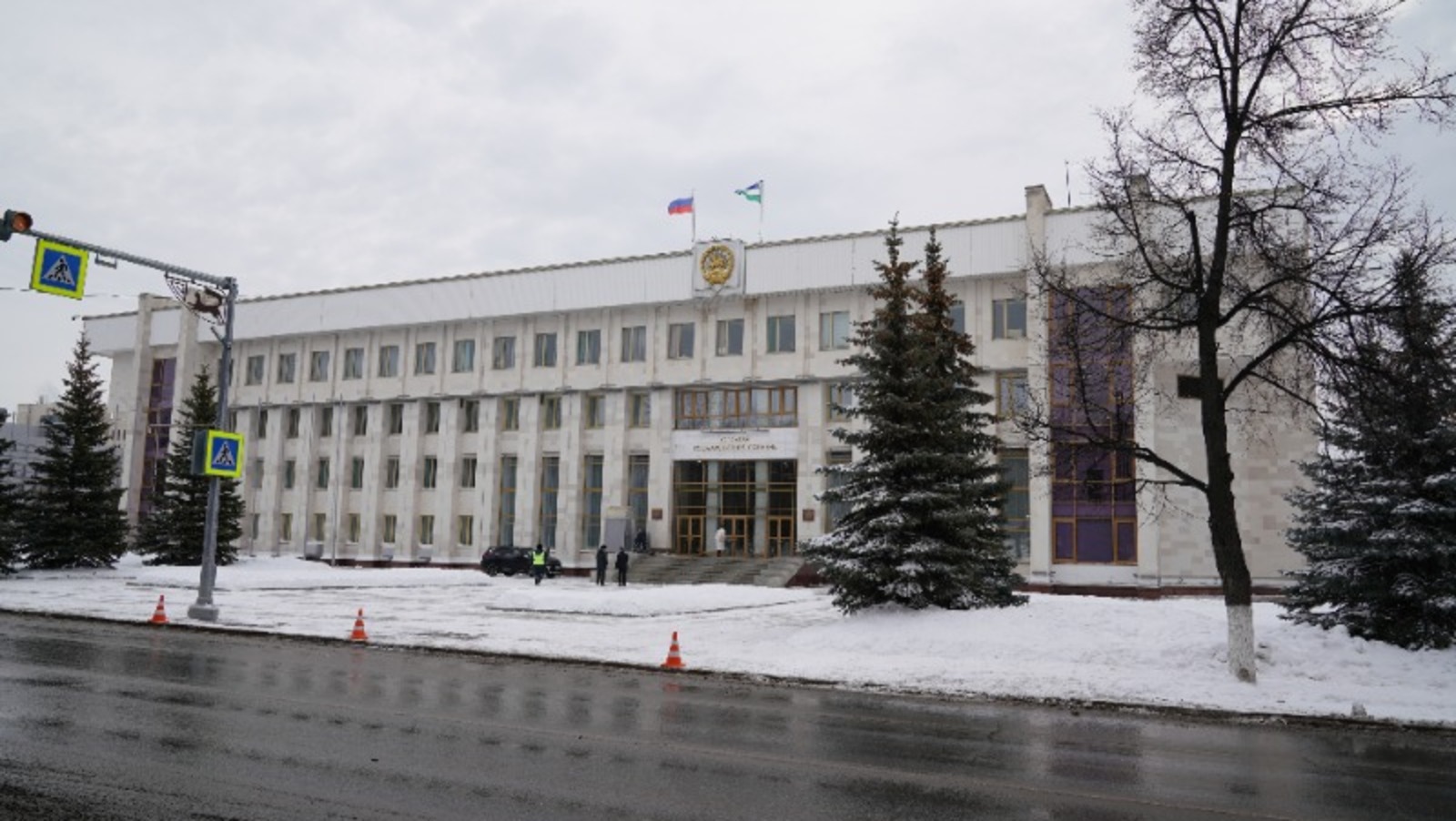 Олег Яровиков