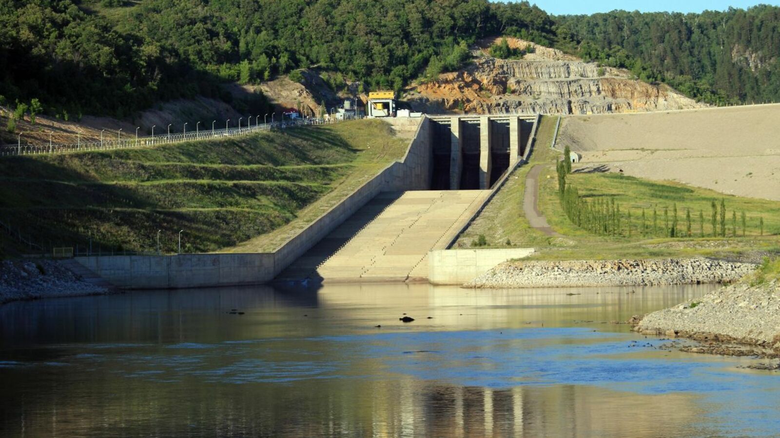 Олег Яровиков