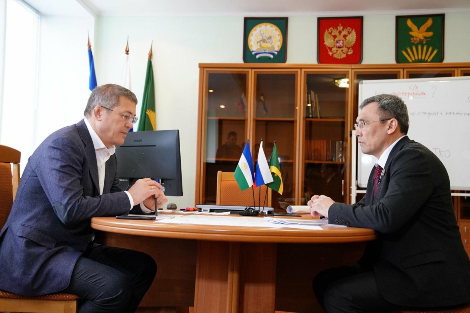 Олег Яровиков