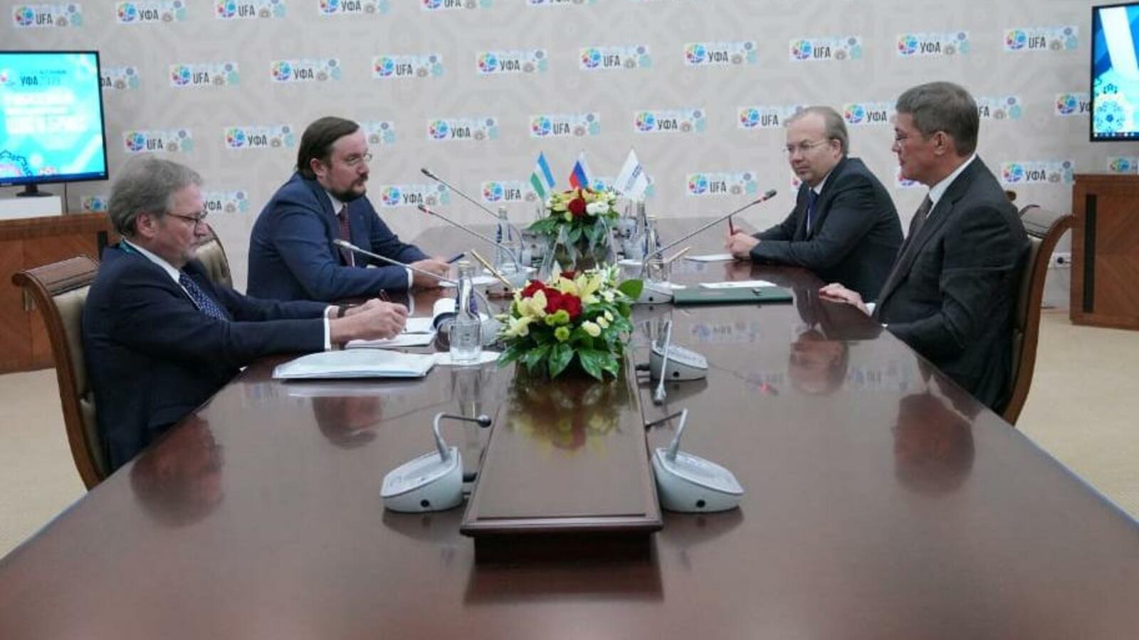 Олег Яровиков