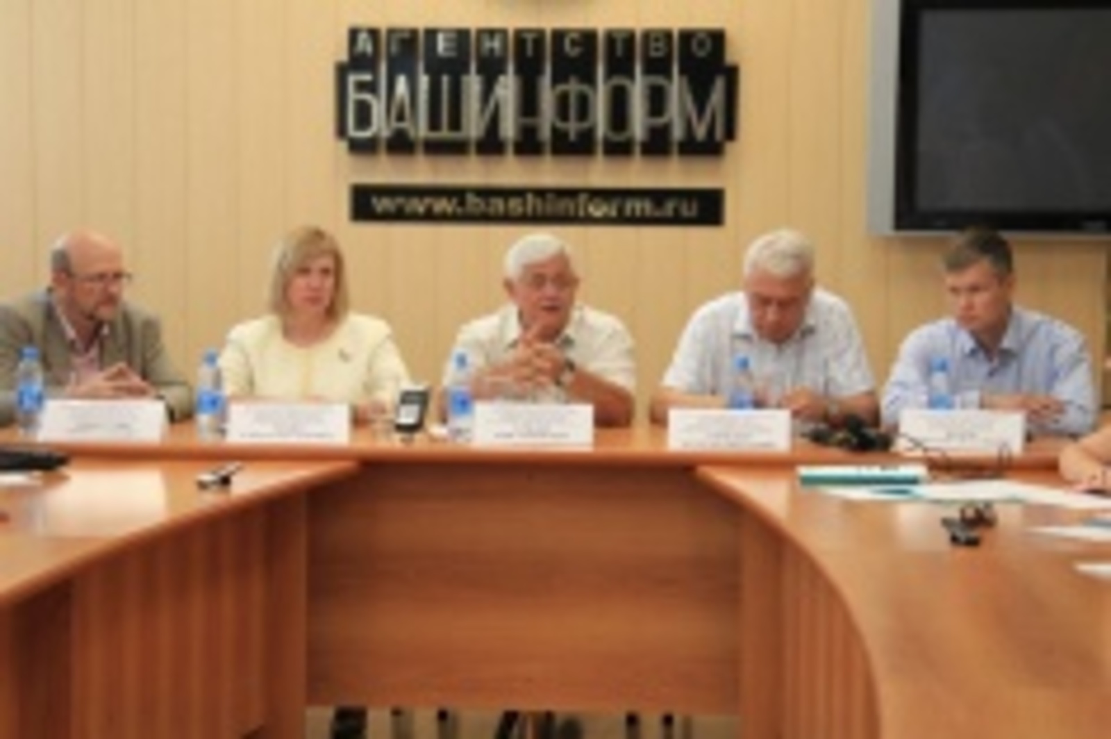 Олег Яровиков