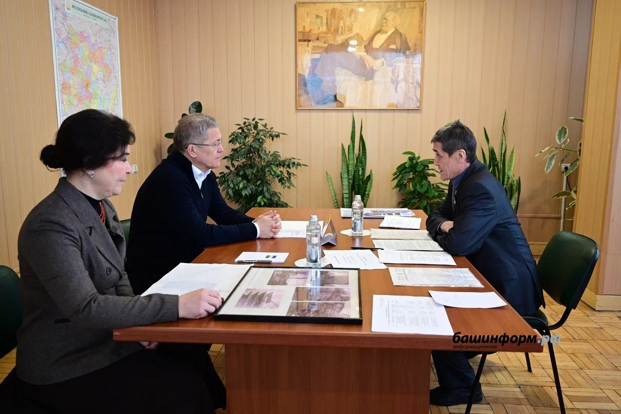 Азат Мухамедьянов  пресс-служба  Главы РБ