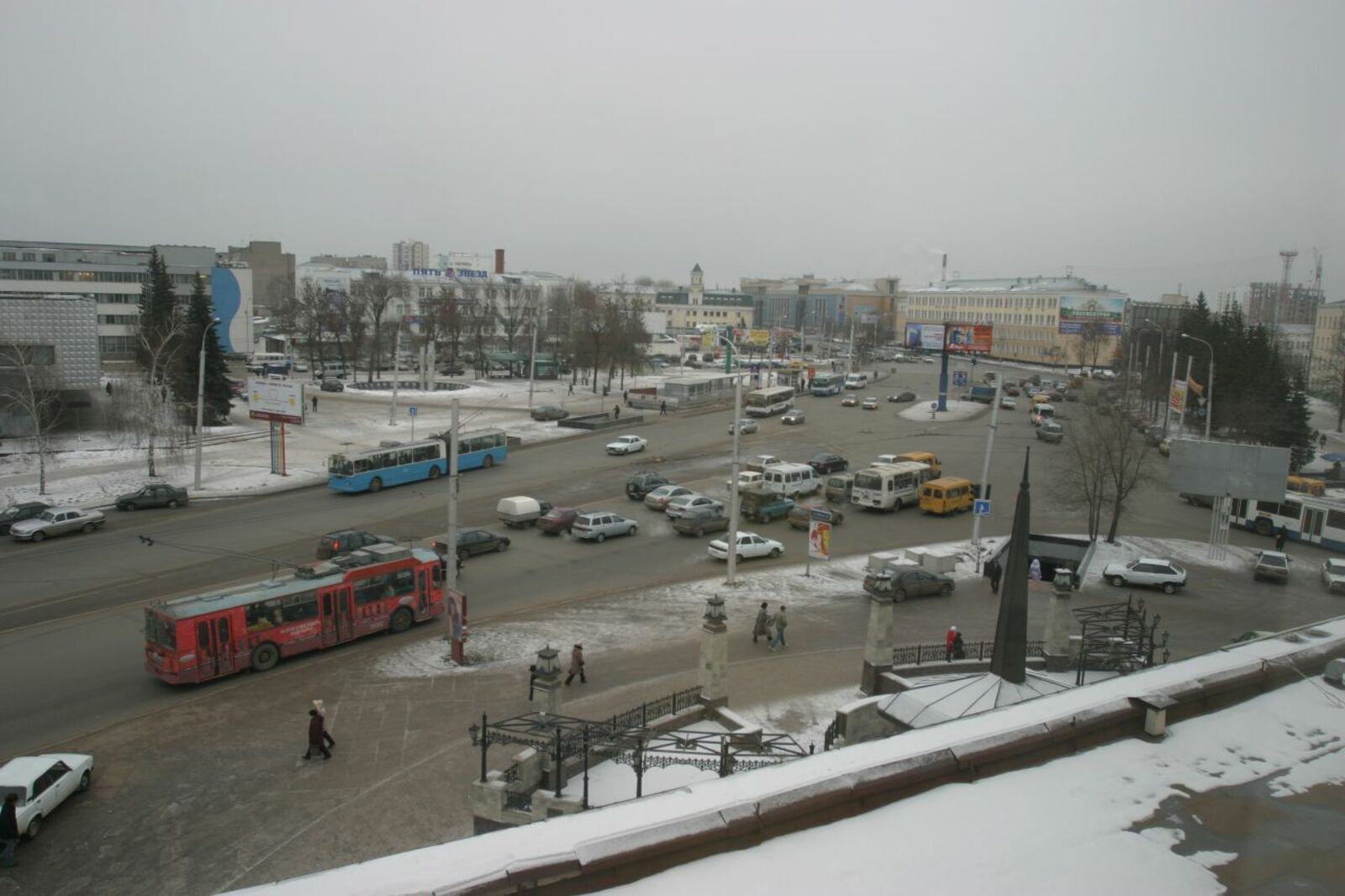 Олег Яровиков