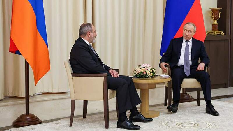 Путин Пашинян 2022 ҫулта Еревана килме чĕннине йышăннă