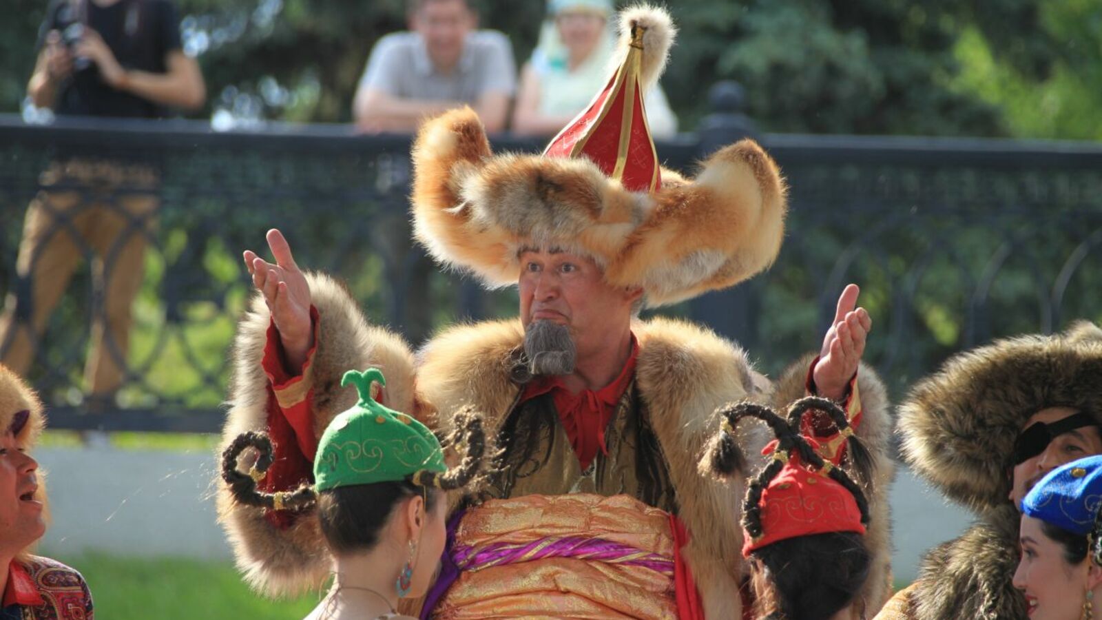 Олег Яровиков