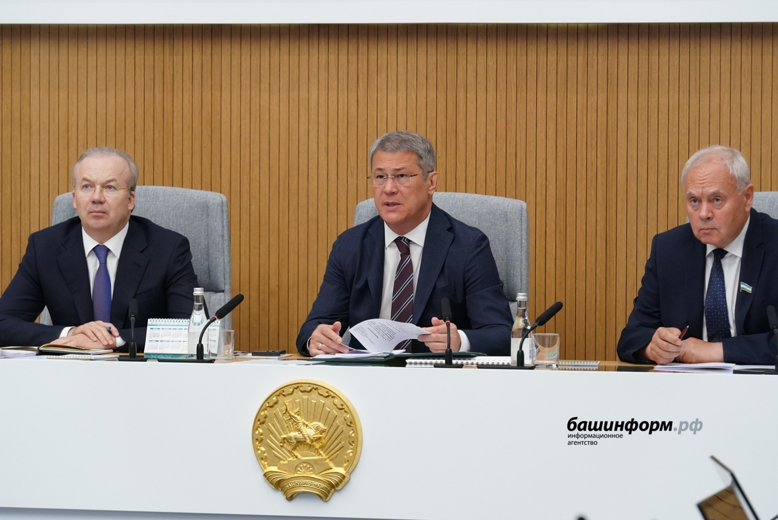 Олег Яровиков