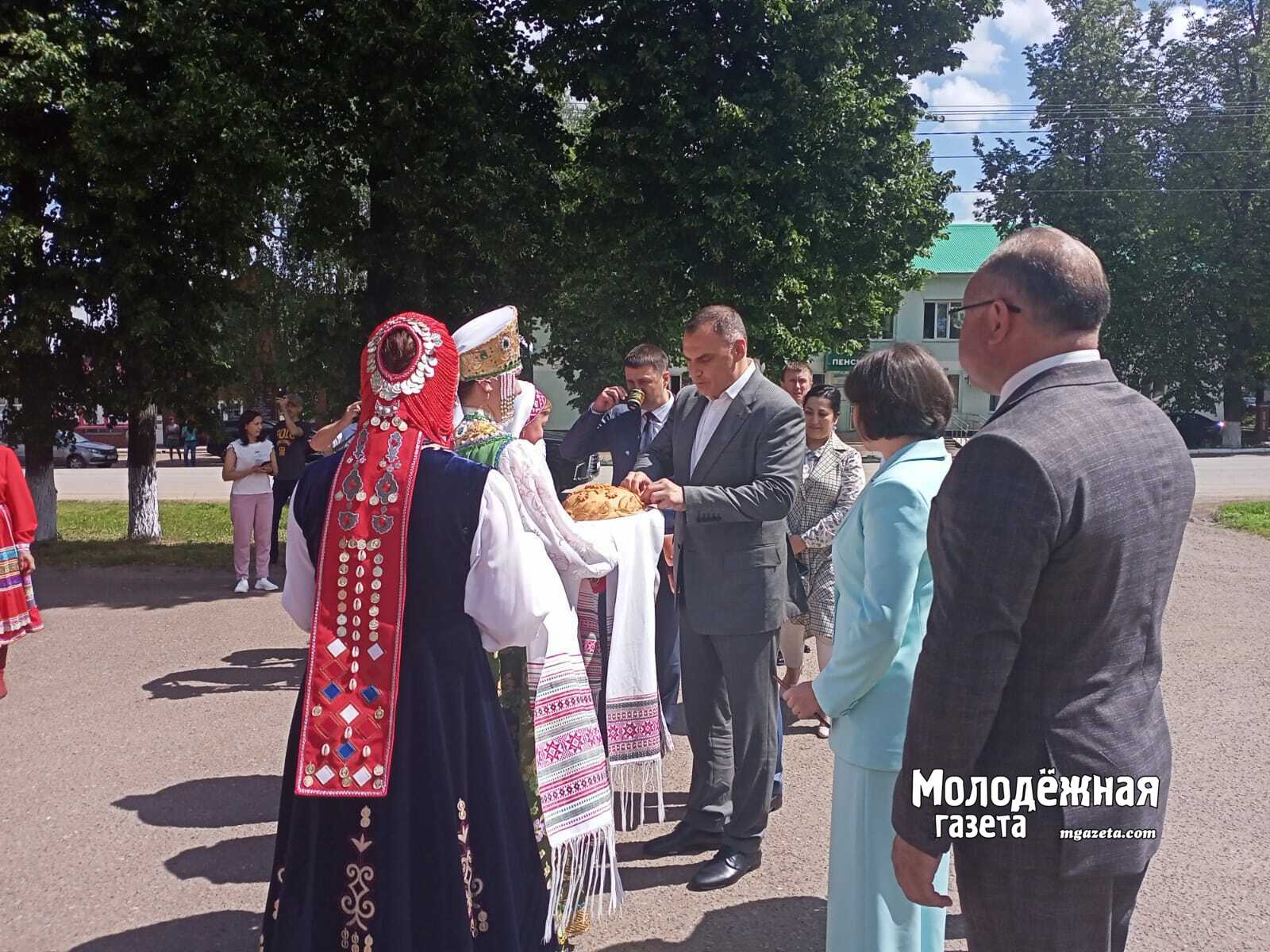 В селе Мишкино врио Главы Республики Марий Эл Юрий Зайцев встретился с марийской общественностью Башкортостана