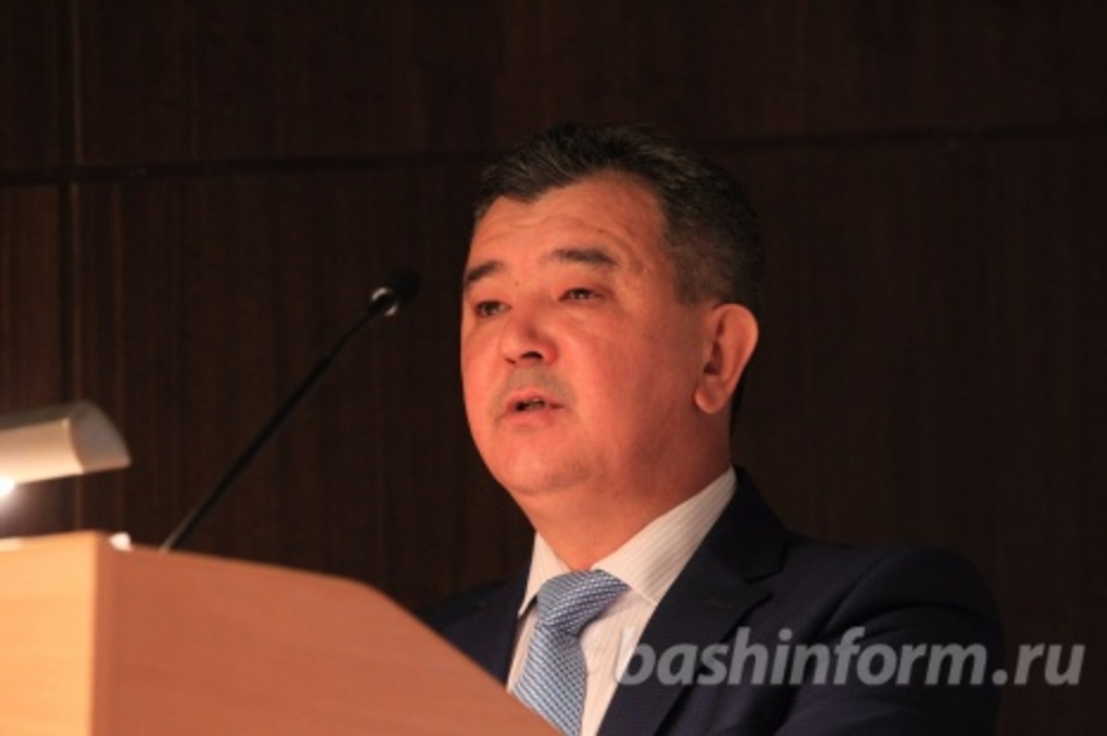 Олег Яровиков