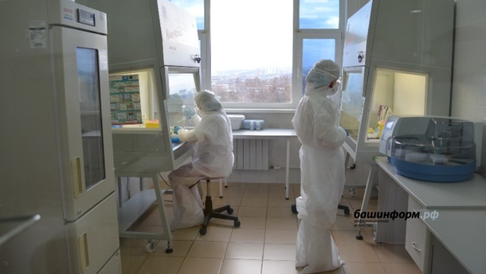 Президент России Владимир Путин поблагодарил врачей из Башкирии за борьбу с коронавирусом
