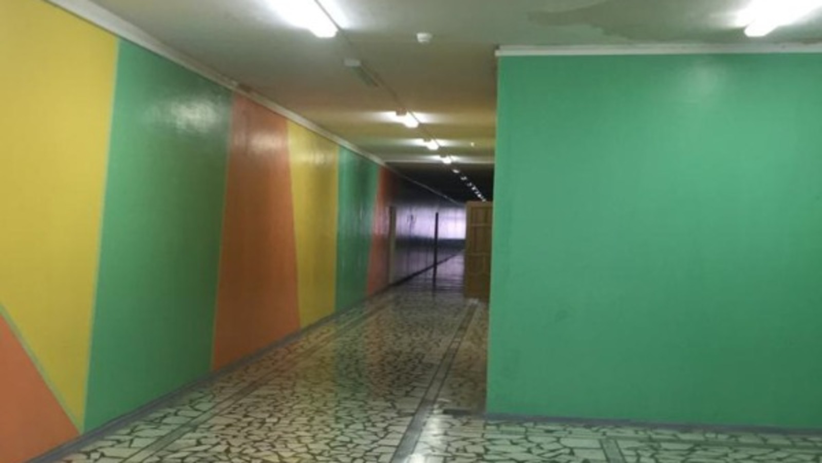 пресс-служба Управления гражданской защиты Уфы  Инцидент произошел на третьем этаже возле туалетной комнаты