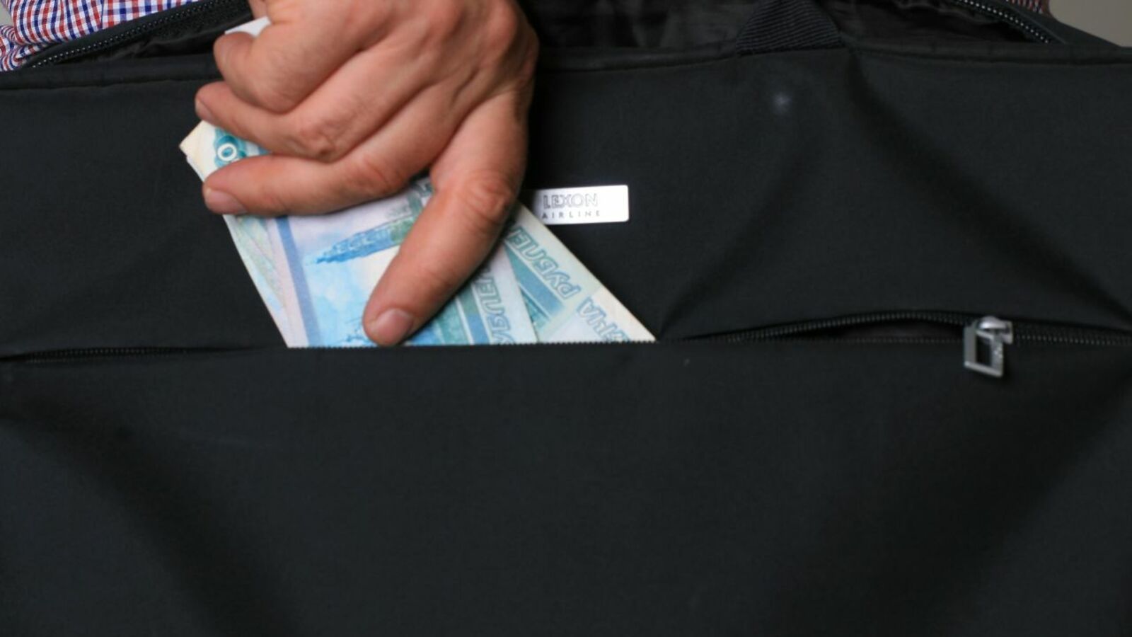 Андрей Старостин