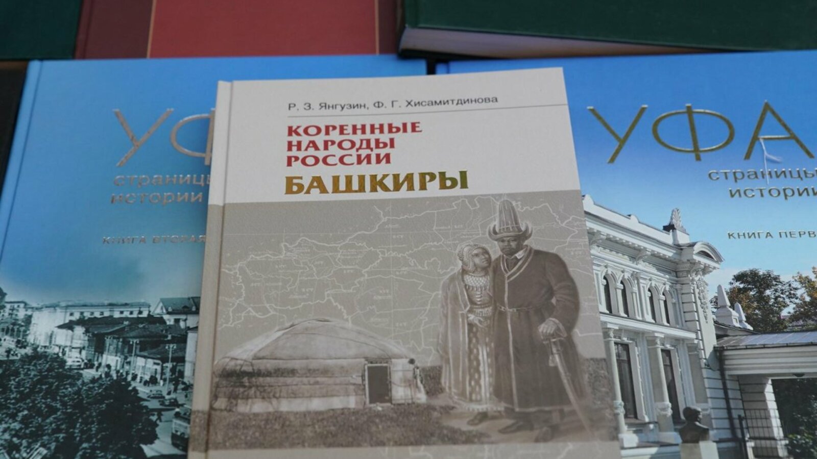 Олег Яровиков