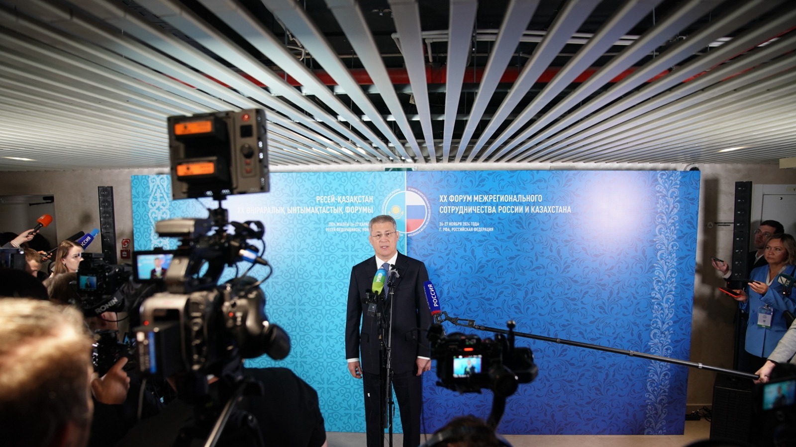 Олег Яровиков