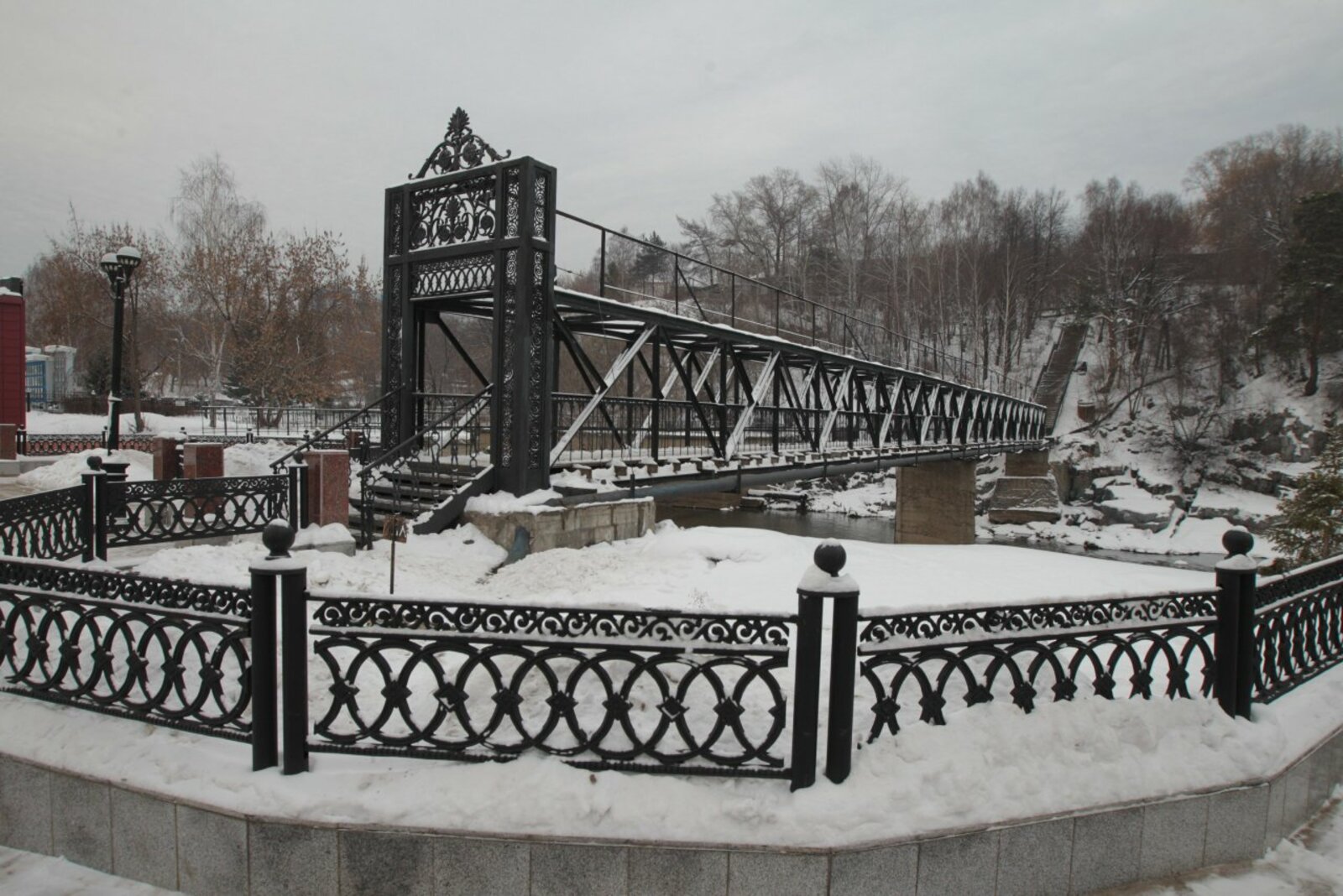 Олег Яровиков