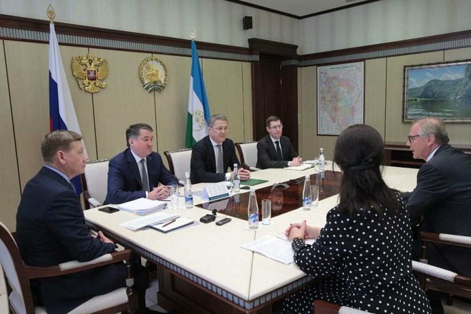 Олег Яровиков