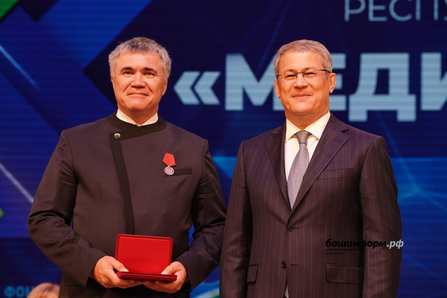 Олег Яровиков